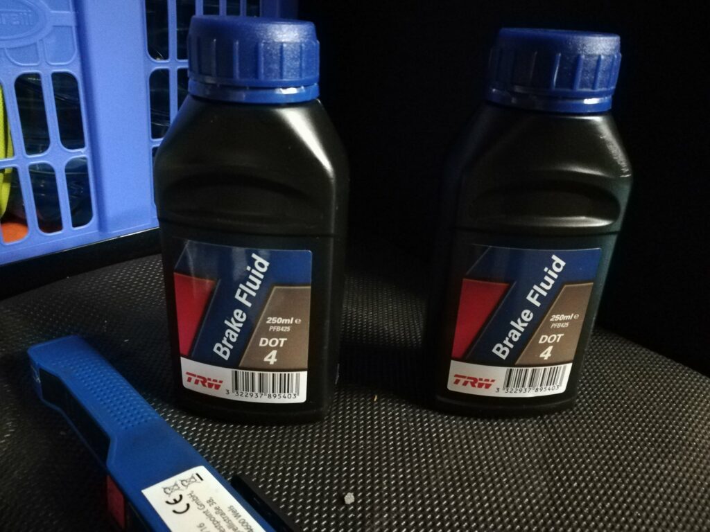 Bremsflüssigkeit Dot3